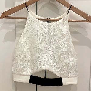 White lace fitted crop top